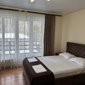 Стандартный с диваном