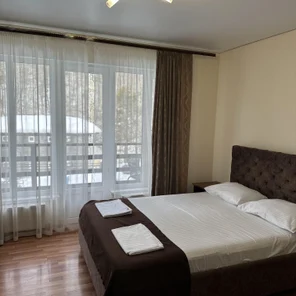 Стандартный с диваном